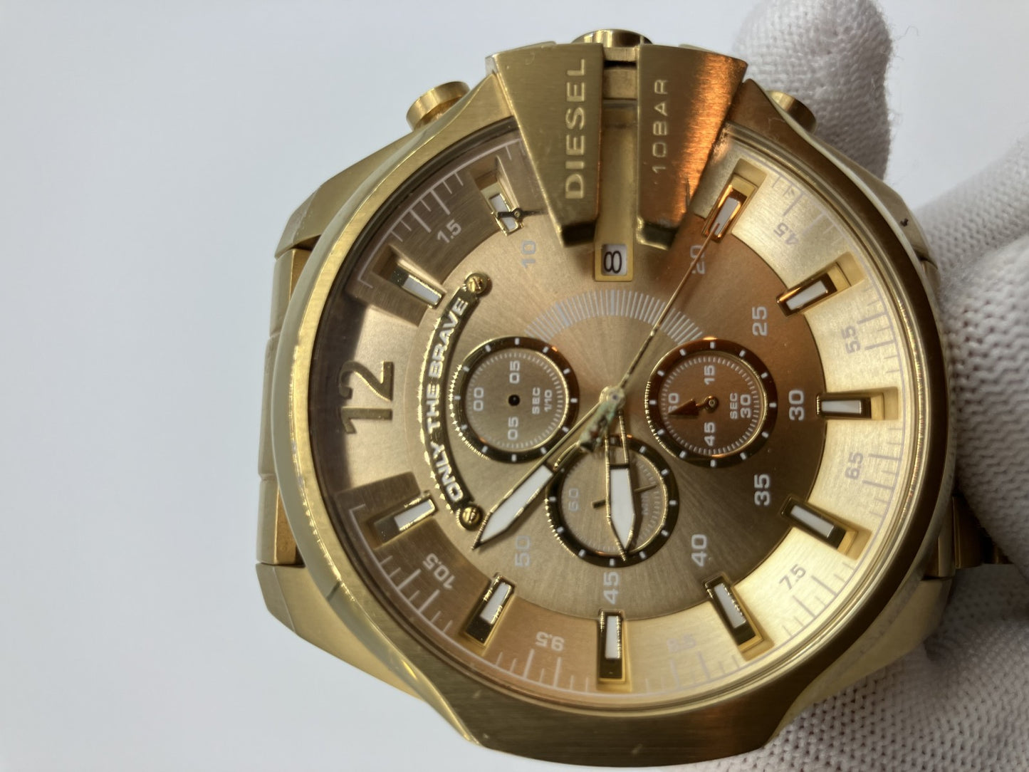 Diesel Mega Chief DZ4360 battery replaced gold diameter 57mm chronograph