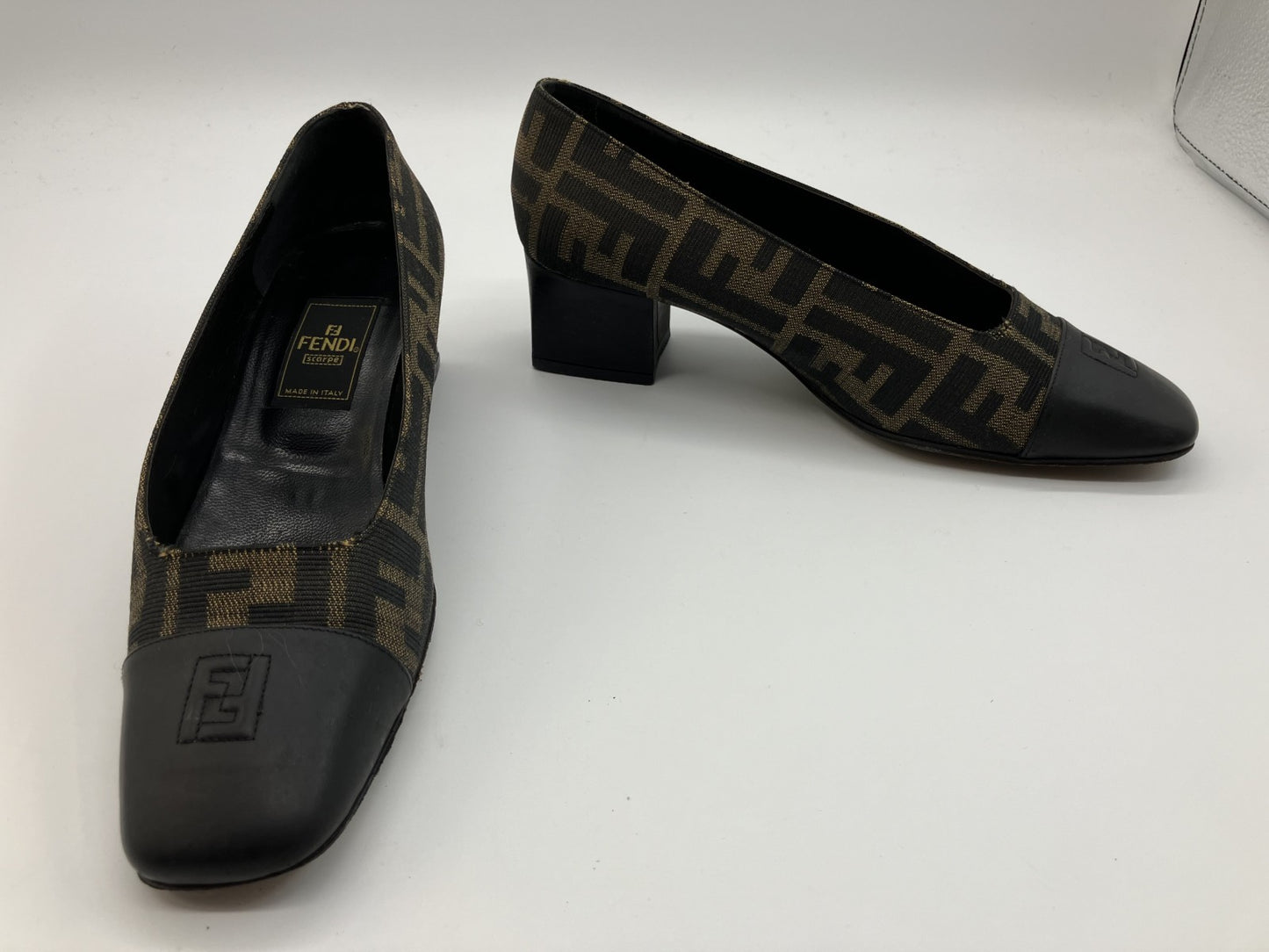 FENDI ZUCCA Pumps Size (36.5) (US 6.25) (23.1 cm) (9.09 inch) Heel 5cm (1.97 inch) Free shipping 