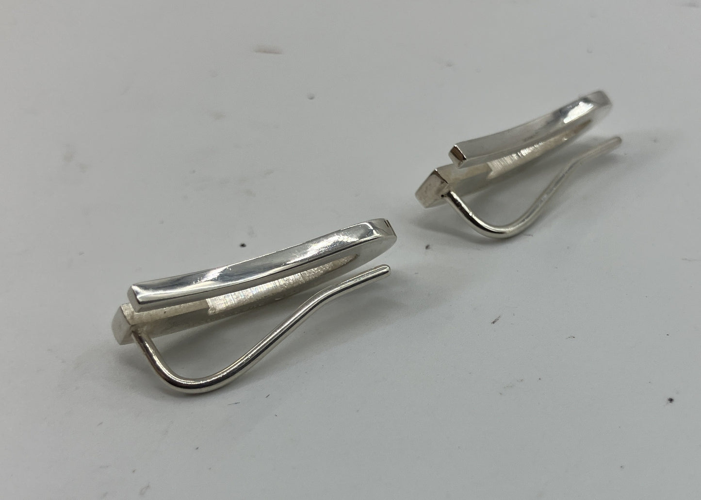 GUCCI 925 Sterling Silver G Oval Earrings Made in Italy Box Pouch