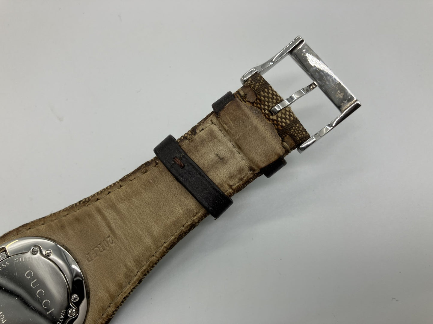 Gucci GG canvas G bandeau ladies watch, silver dial, quartz, with doubles band, box, case and guarantee