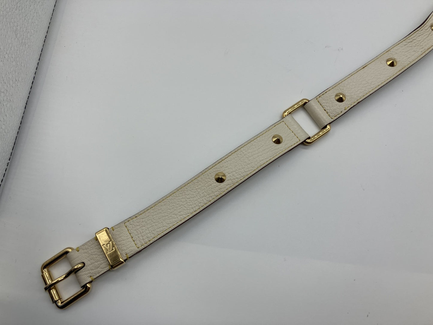 LOUIS VUITTON Louis Vuitton Santur Suhali Belt M6870U สีขาว 80/32 ความยาวรวมประมาณ 98ซม. 