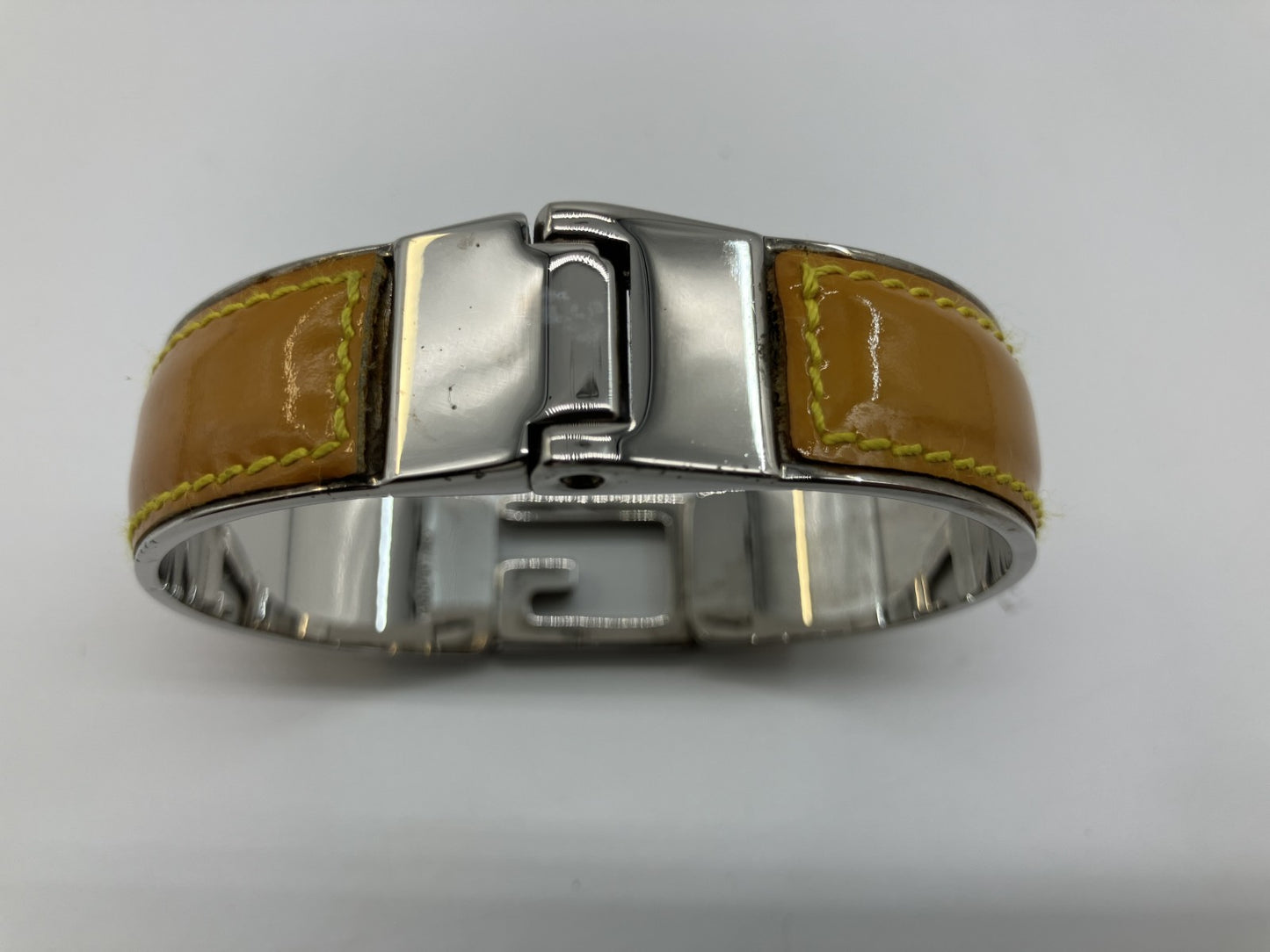 Gucci G logo bangle, silver and yellow, wrist size 18cm 