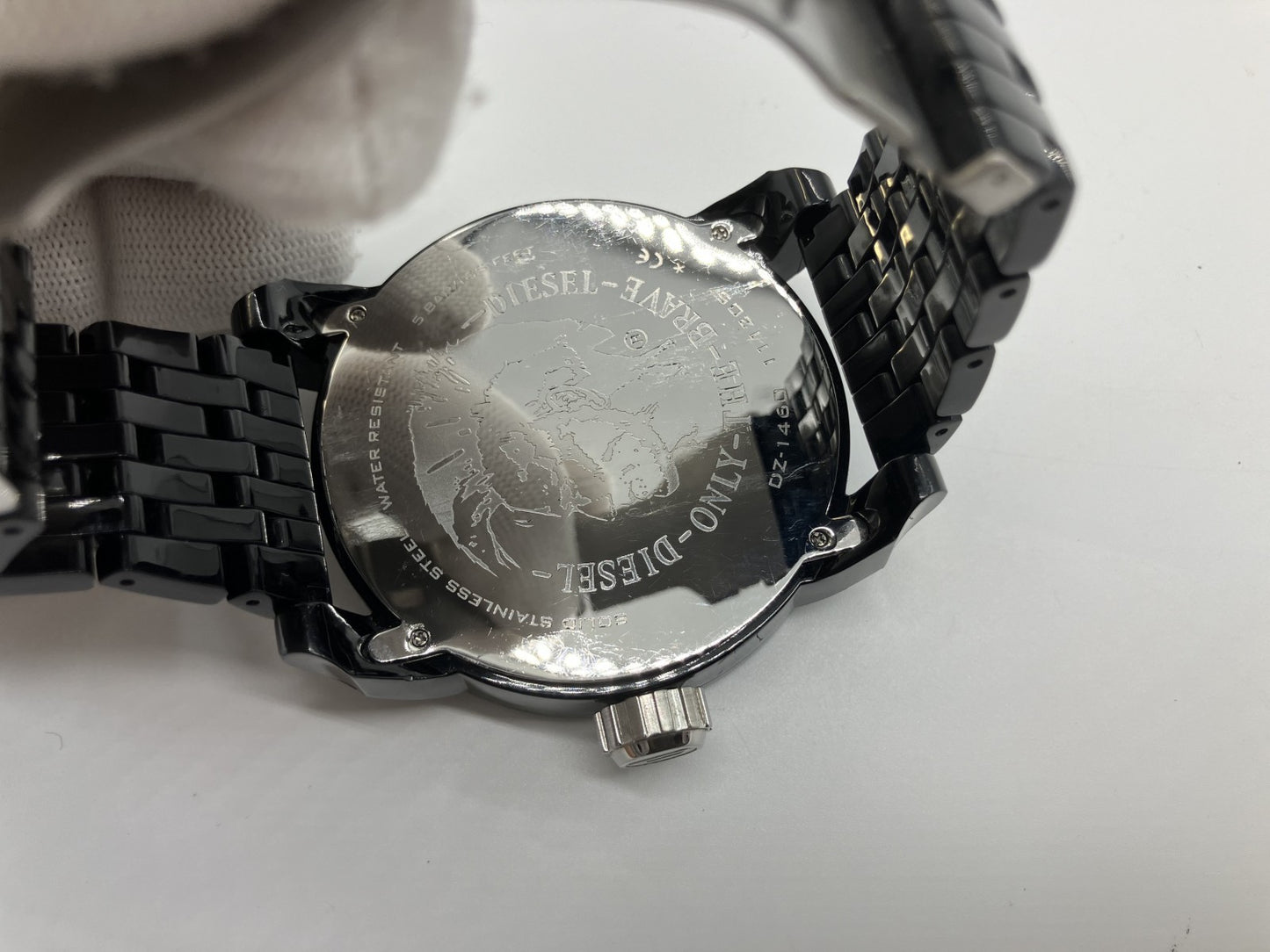 ディーセル 腕時計・メンズ・ケース幅63ｍｍ(2.48インチ) 腕周り１６ｃｍ 送料無料