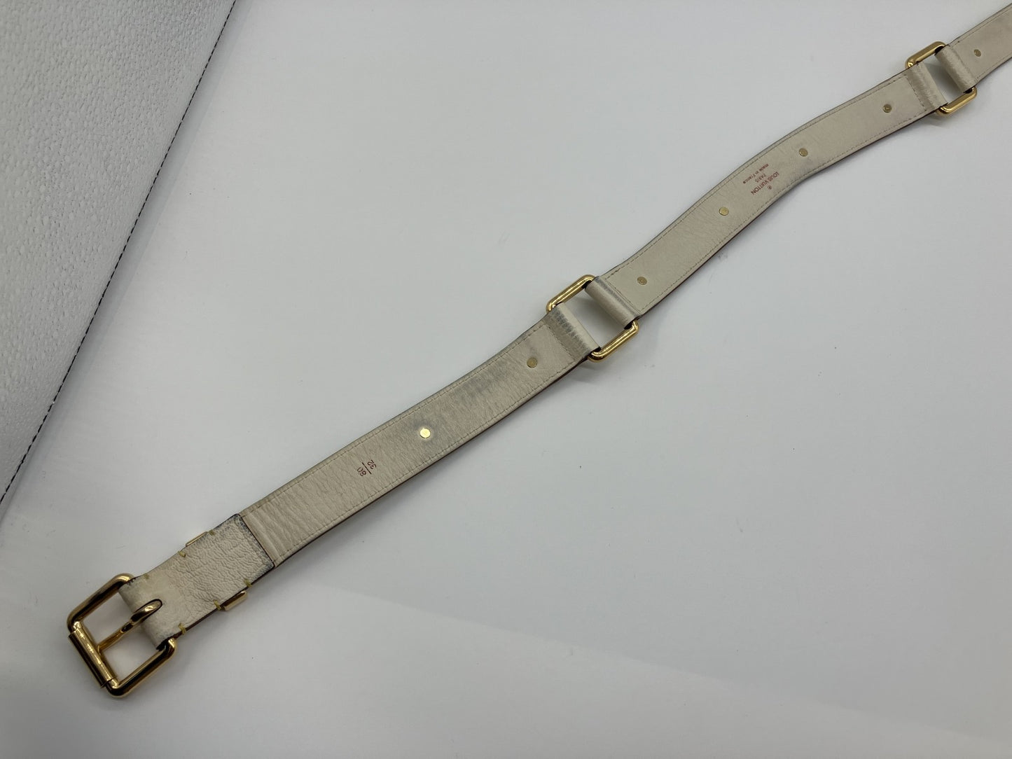 LOUIS VUITTON Louis Vuitton Santur Suhali Belt M6870U สีขาว 80/32 ความยาวรวมประมาณ 98ซม. 