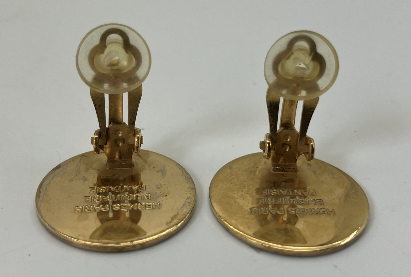 HERMES Clip On Earrings Gold Round Logo 2cm Vintage Bijouterie Fantaisie