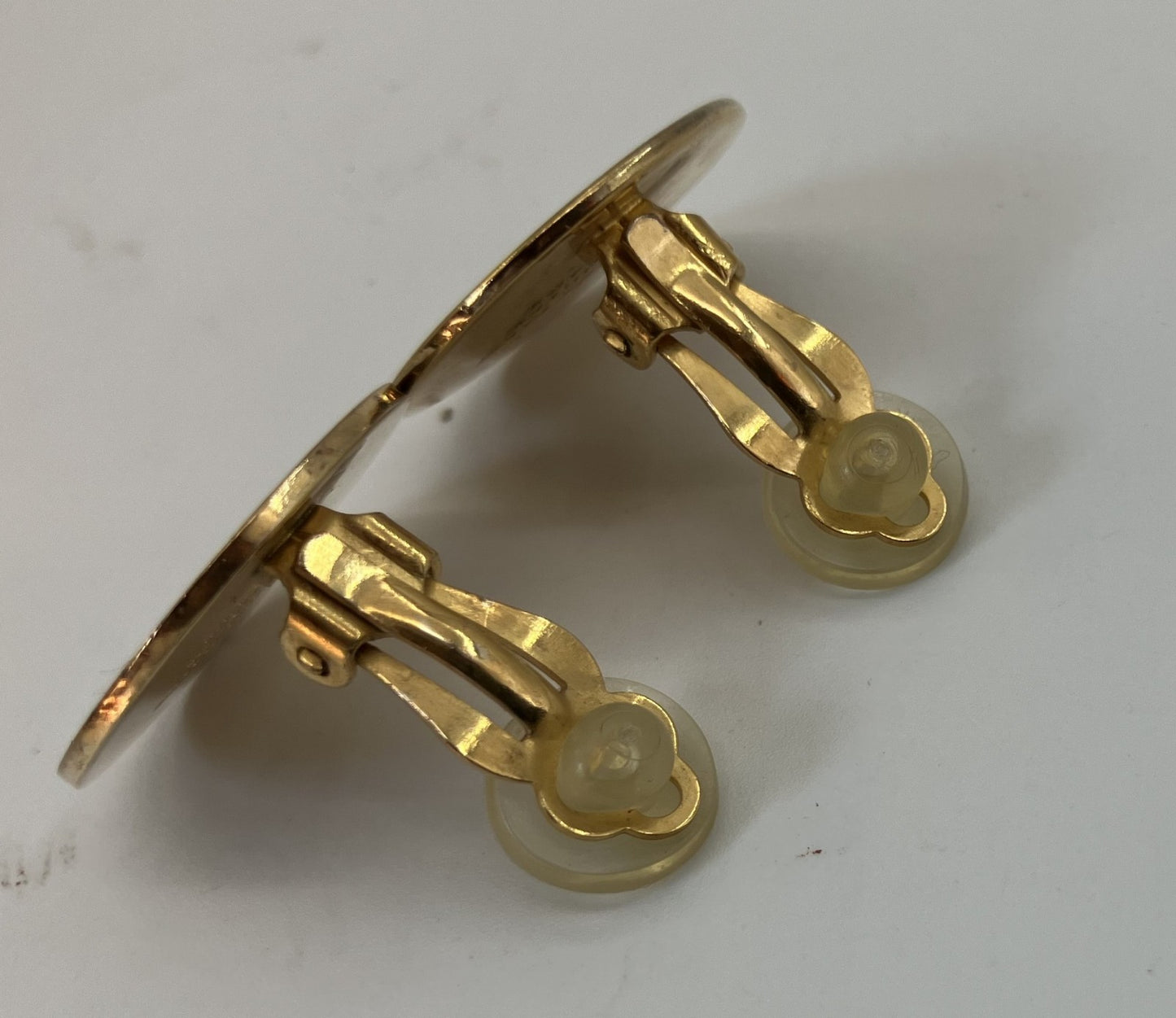 HERMES Clip On Earrings Gold Round Logo 2cm Vintage Bijouterie Fantaisie