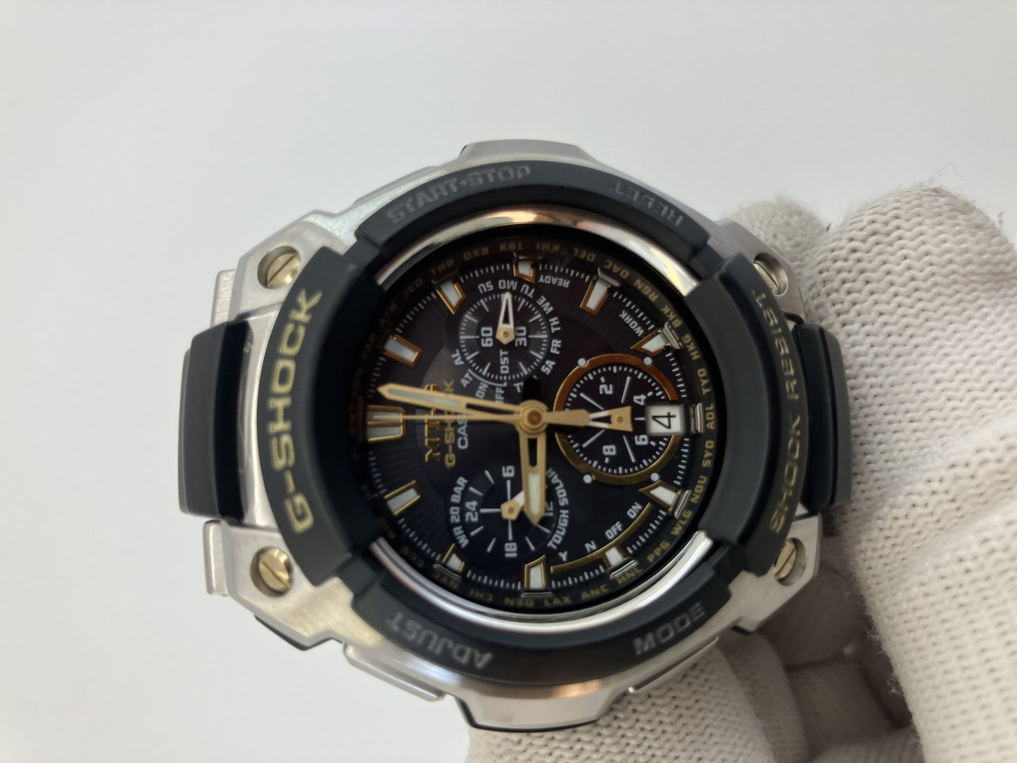 CASIO G-SHOCK MTG-1000G-9AJF Solar Atomic Chronograph 47mm Radio Watch Japan