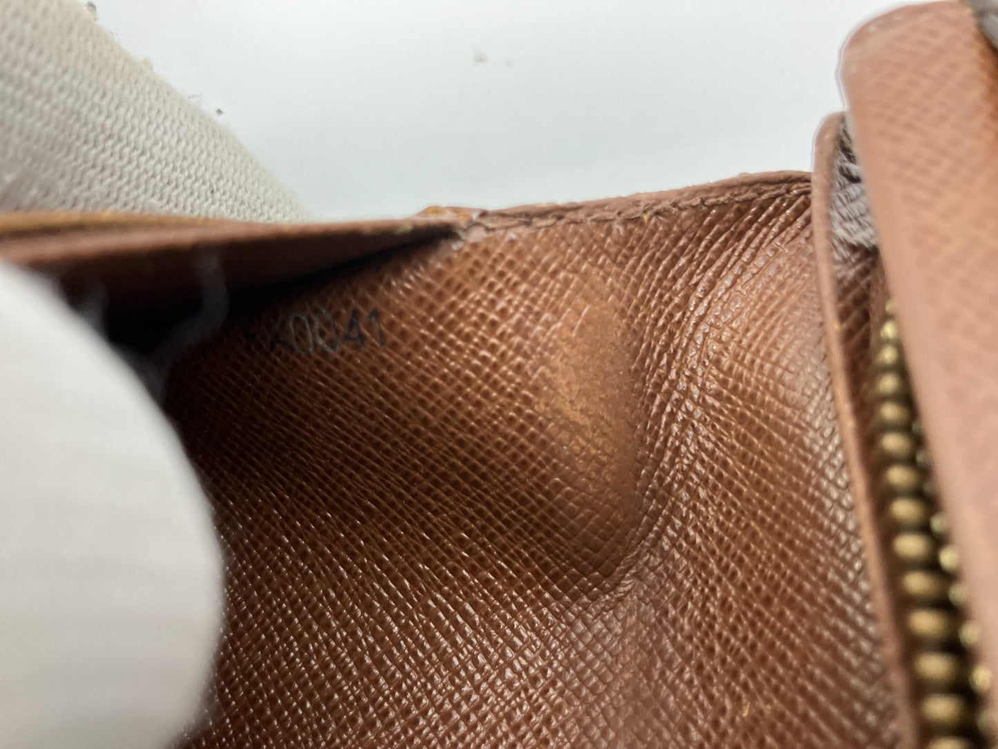 Louis Vuitton Monogram Compact Bi-fold Wallet M61735 14x3.5" with pouch