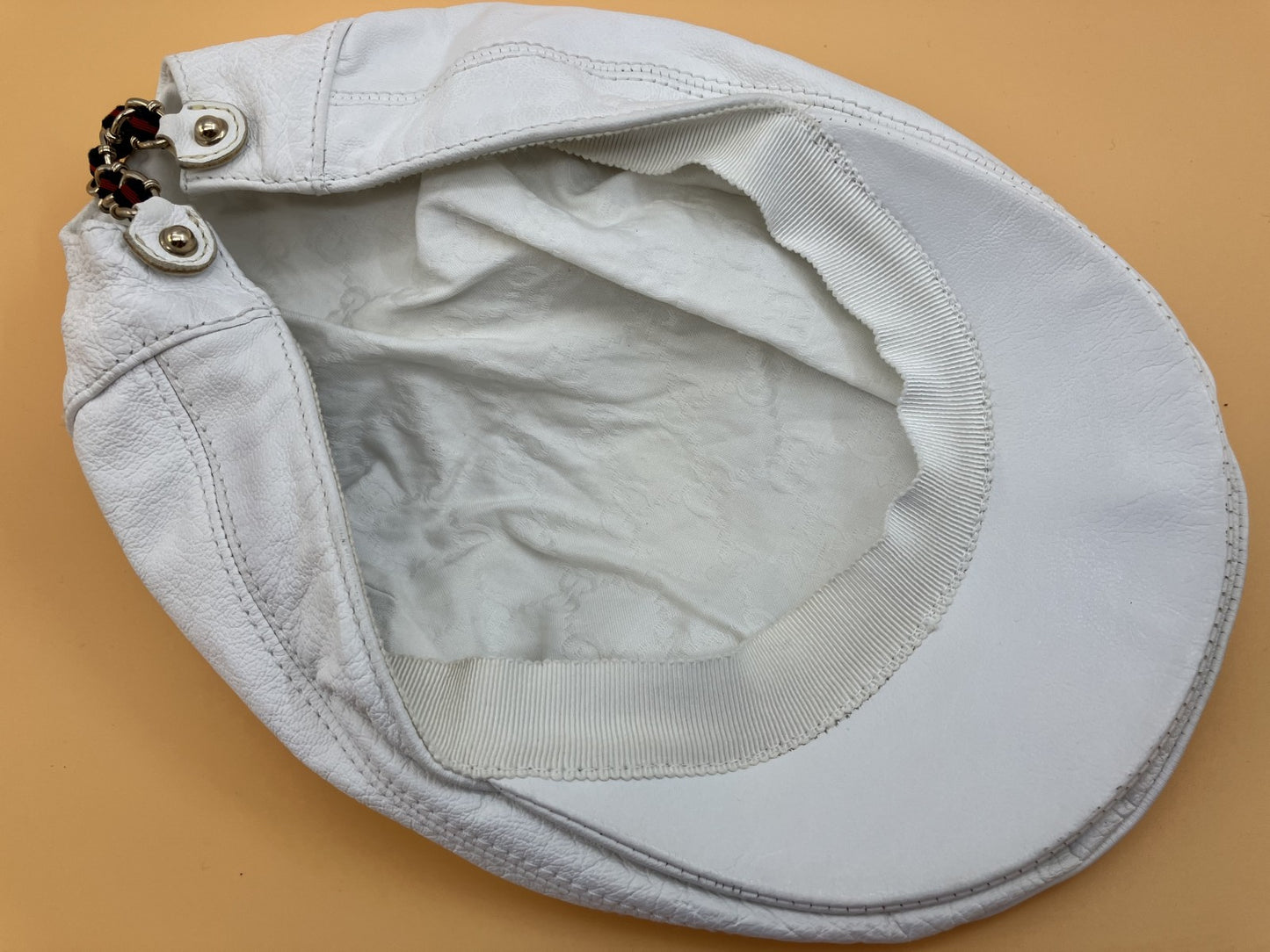 Gucci 155578 Hunting Cap, Lambskin, White, Size L (Head circumference: 56cm) with bag .