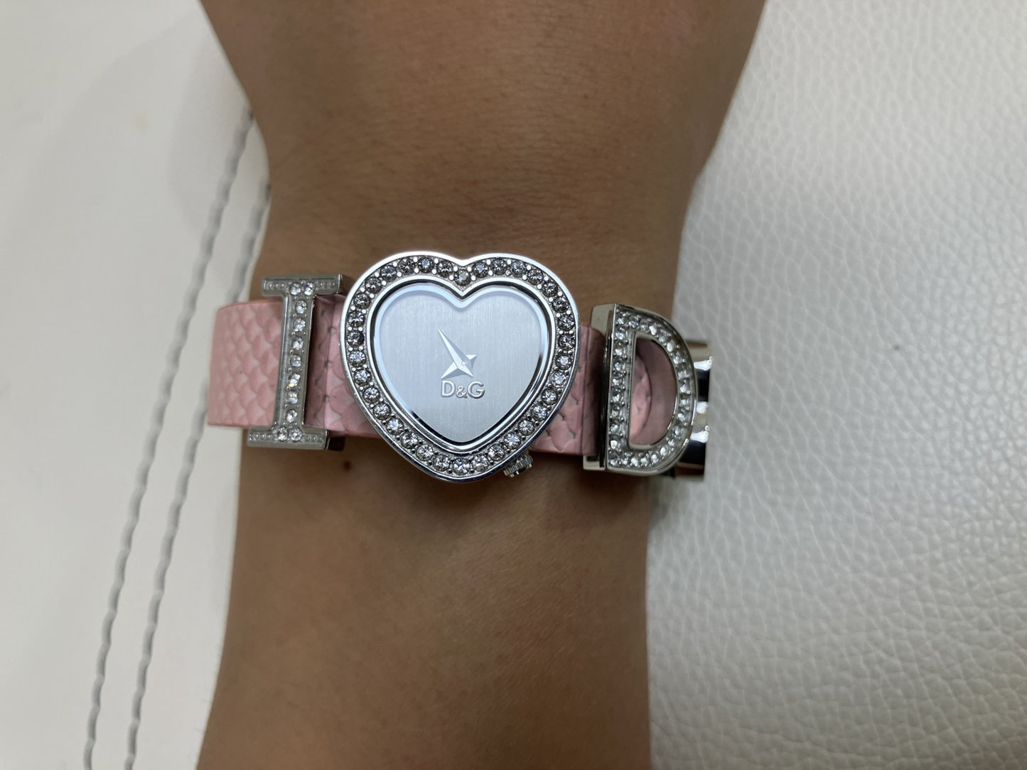 Dolce & Gabbana I Love D&G Heart Quartz Women's Watch Pink Leather Working