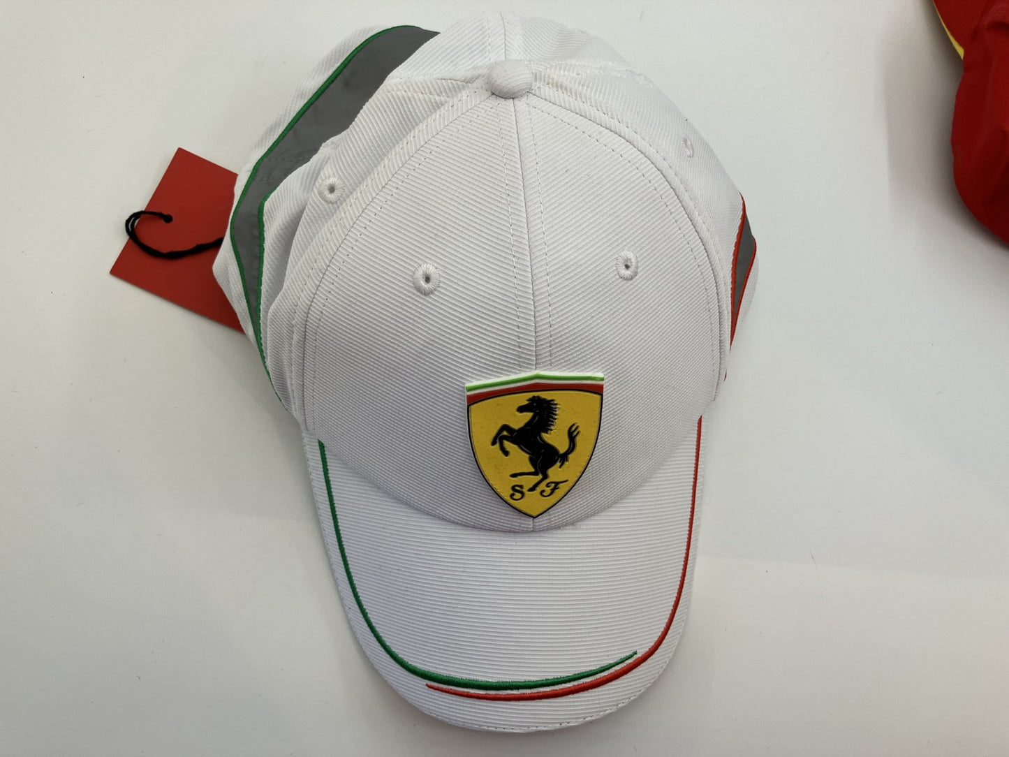 Ferrari/2 caps/1 Folding Umbrella/สินค้าใหม่ สีแดงและสีขาว จัดส่งฟรี 