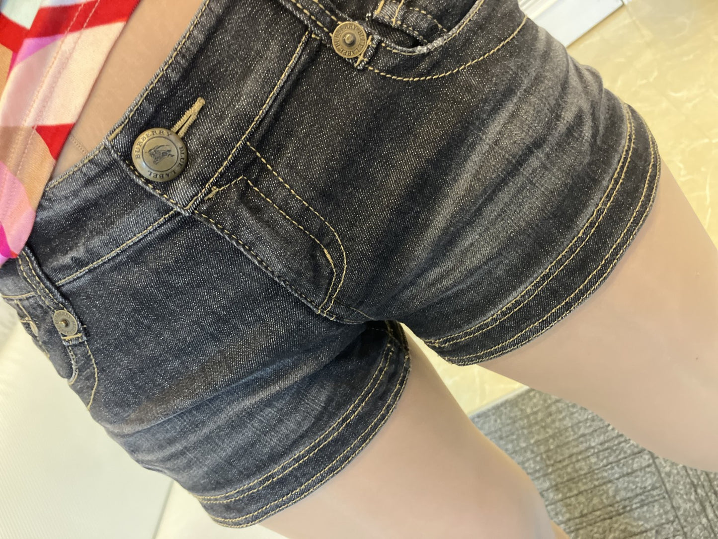 VERSACE Pink Geometric Top (Size 38) & BURBERRY BLUE LABEL Black Short Denim (Size 38) Set Outfit 窶・