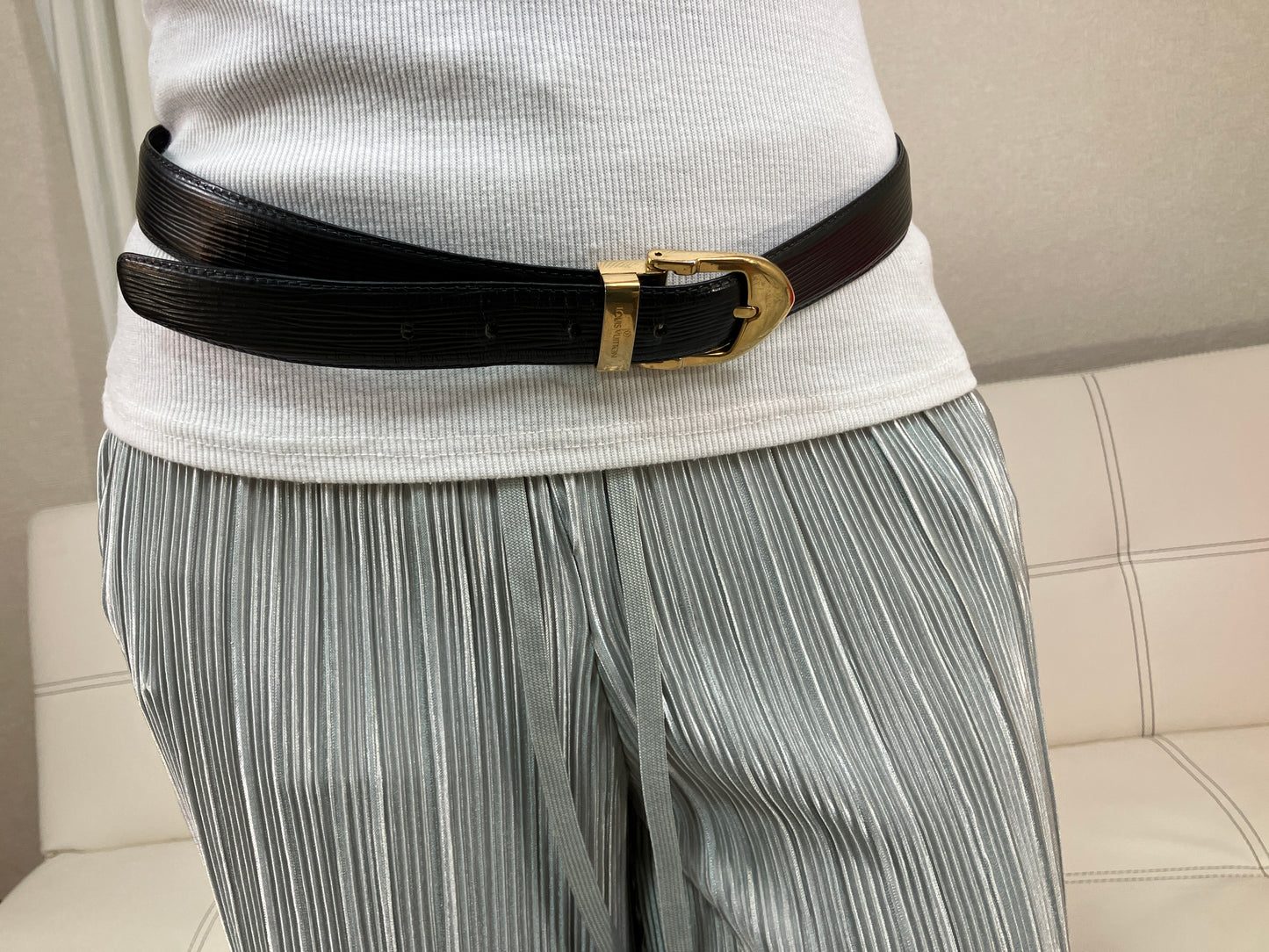 ＬＯＵＩＳ ＶＵＩＴＴＯＮ ルイ グラフィック 黒サンチュール クラッシックベルト ノワール 短く１０３ｃｍ 送料無料