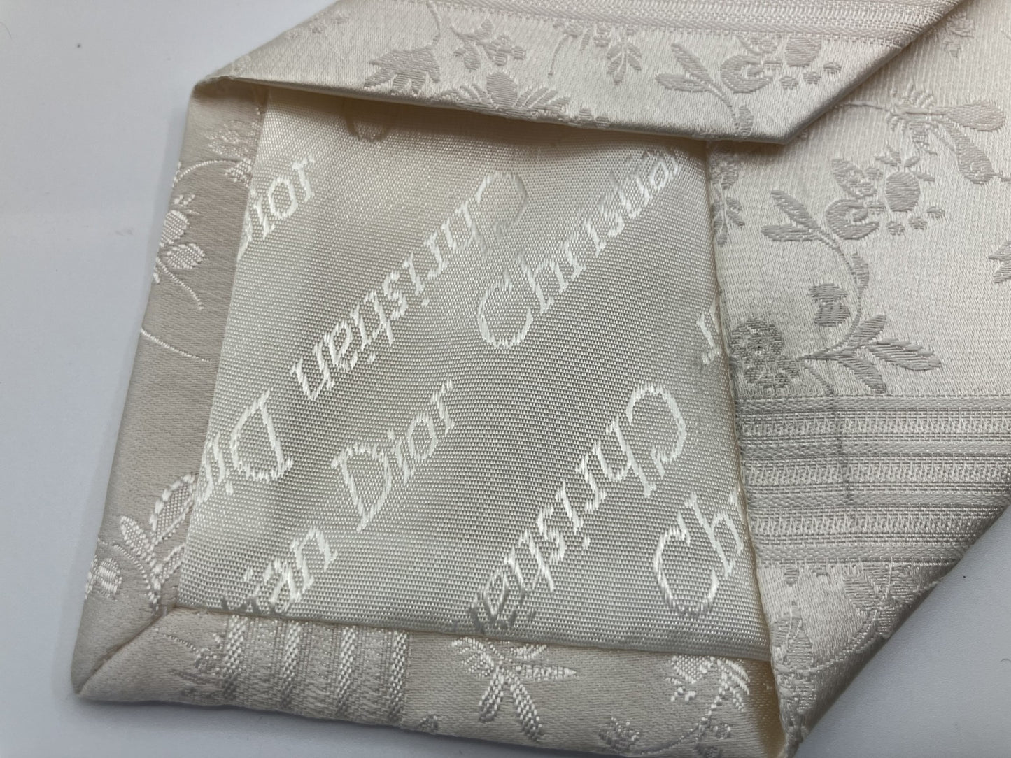 Christian Dior tie, width 9cm (3.54 inch), white, free shipping 