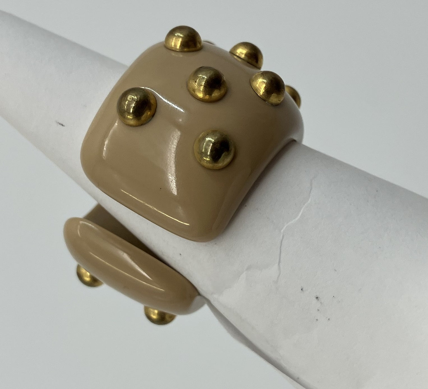 CHANEL Vintage Studded Beige Plastic Ring 窶・Size JP 12 / US 6.5 / EU 52 窶・Authentic Pre-owned