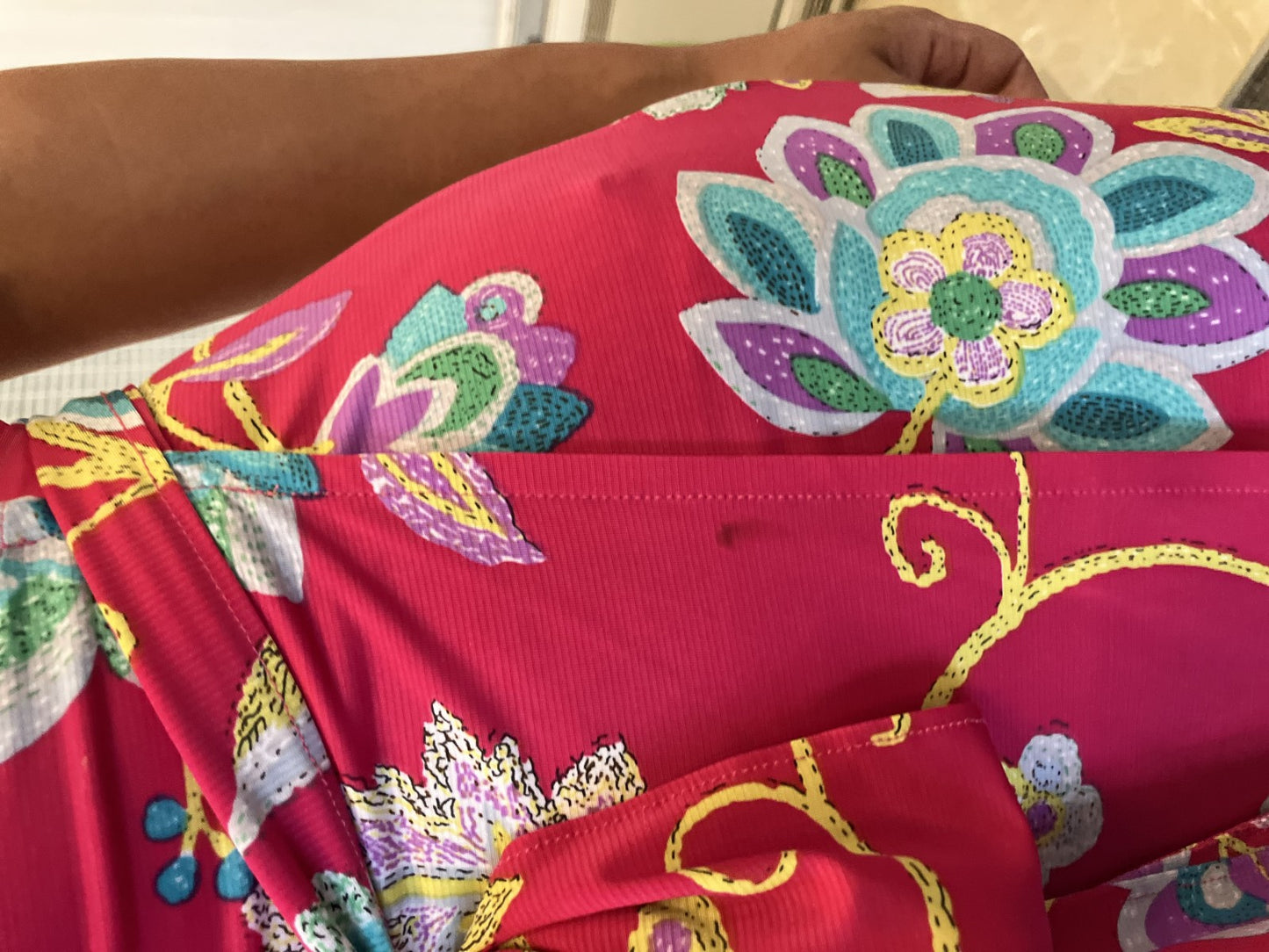 REGINA ROMANTICO Floral Stretch Jersey Wrap Dress Made in Japan Sz 36 S Knee Length