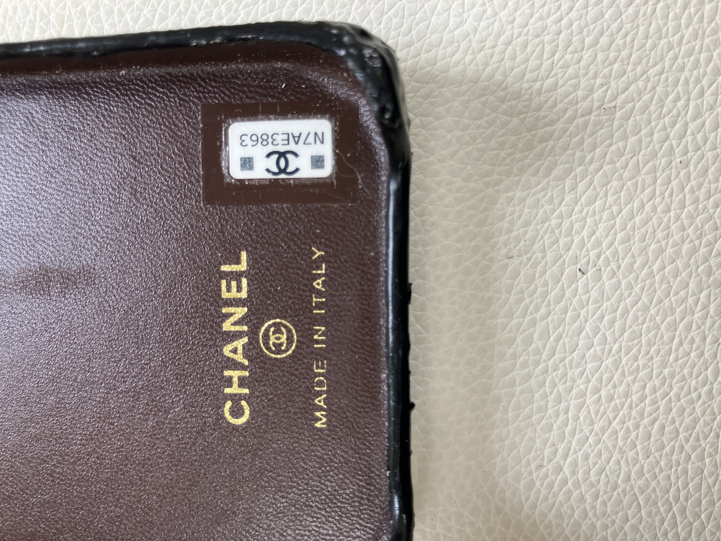 CHANEL iPhone 11 Pro Case Caviar Leather Matelasse Black Gold CC Made in Italy