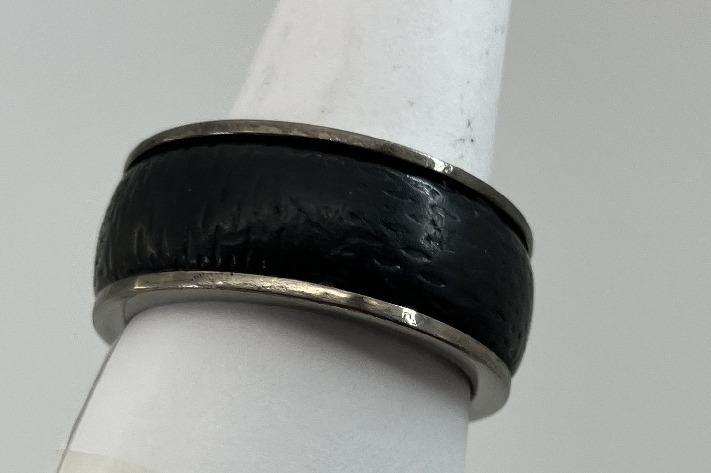 Louis Vuitton Ring Size: Width 98mm Inner diameter 0.8" (JP 22) (EU 62) (US 10) LE0079 Silver & Black