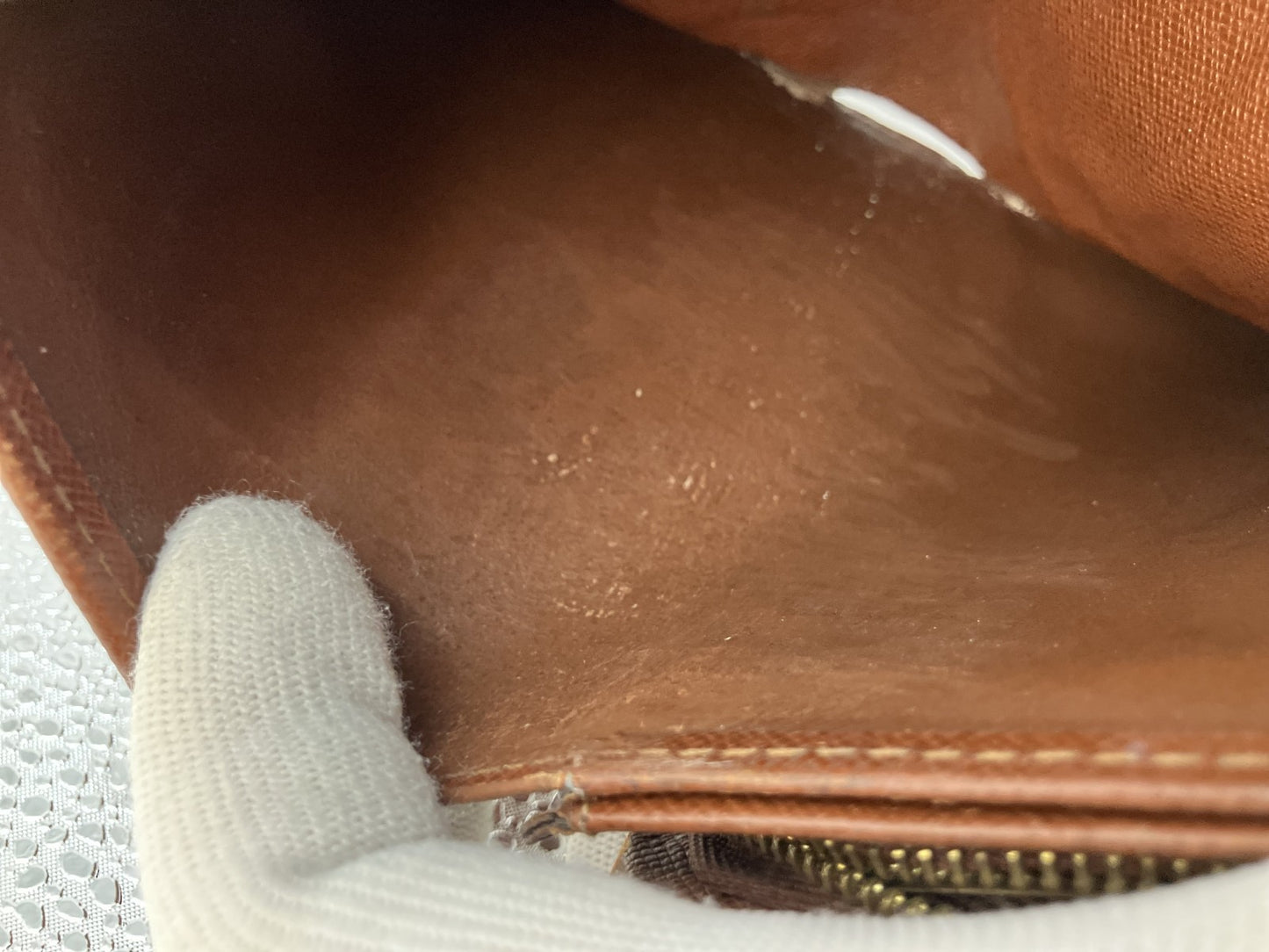 Louis Vuitton Monogram Compact Zip Wallet | Portemonnaie Billets Trﾃｩsor | 14 ﾃ・9 cm