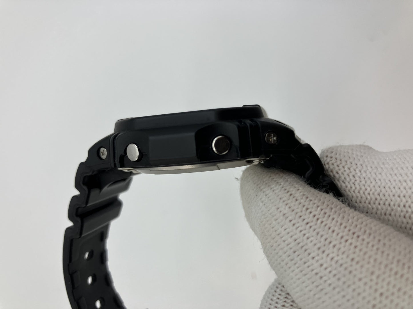 Casio G-SHOCK GW-M5610-1JF Radio Solar Powered Box, manual, warranty included Case width 1.7"