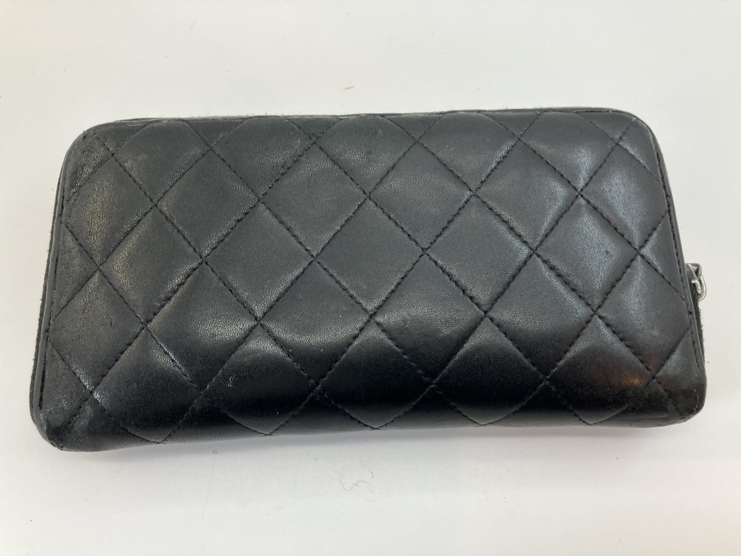 CHANEL Quilted Zip-Around Wallet | Black Lambskin 20 ÁE10 cm | Card & Hologram