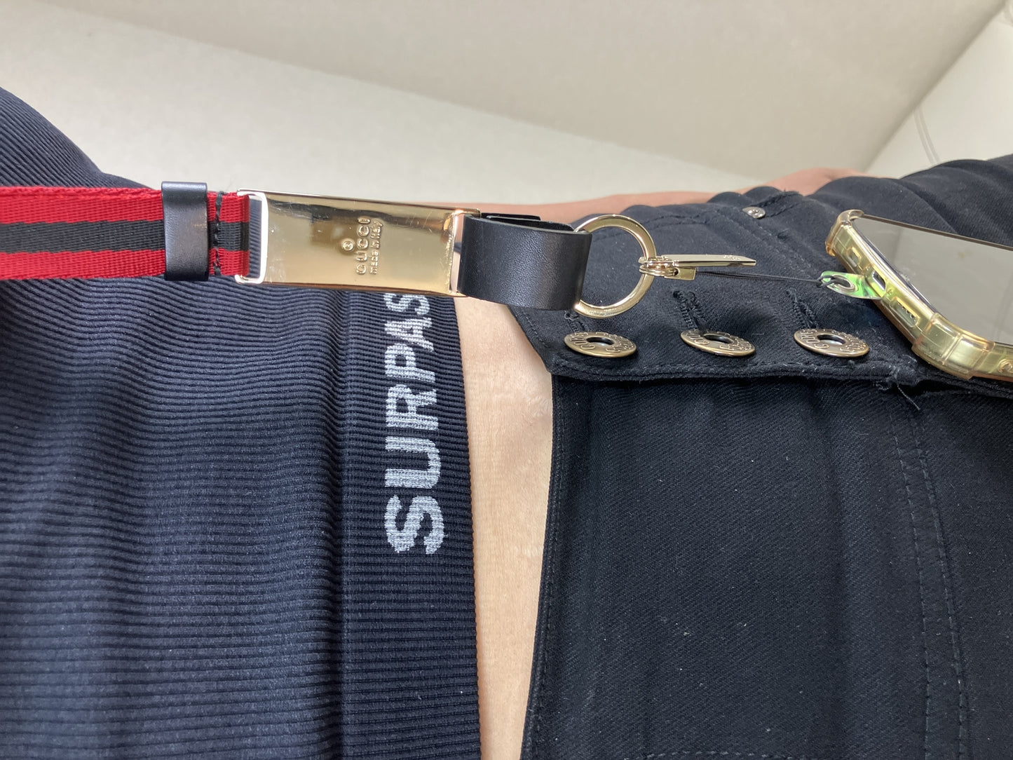 GUCCI Web Stripe Lanyard Neck Strap Red Black Key Ring 039/2194 Made in Italy