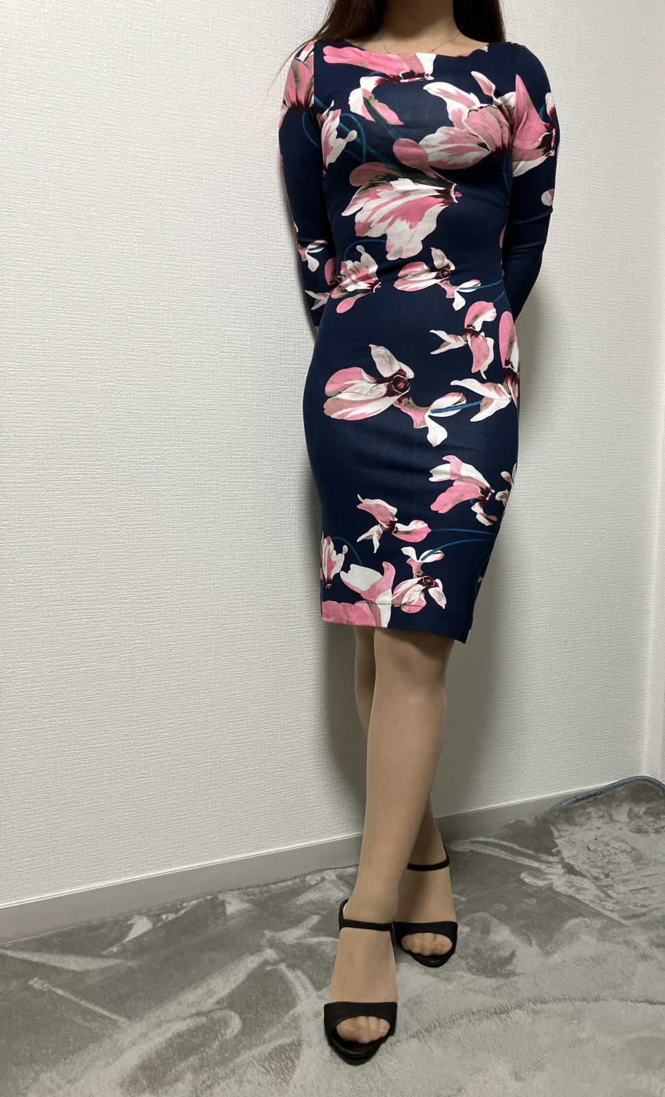 [Wearing picture included] ERDEM Navy x Pink Floral Print Bodycon Dress S-M Size