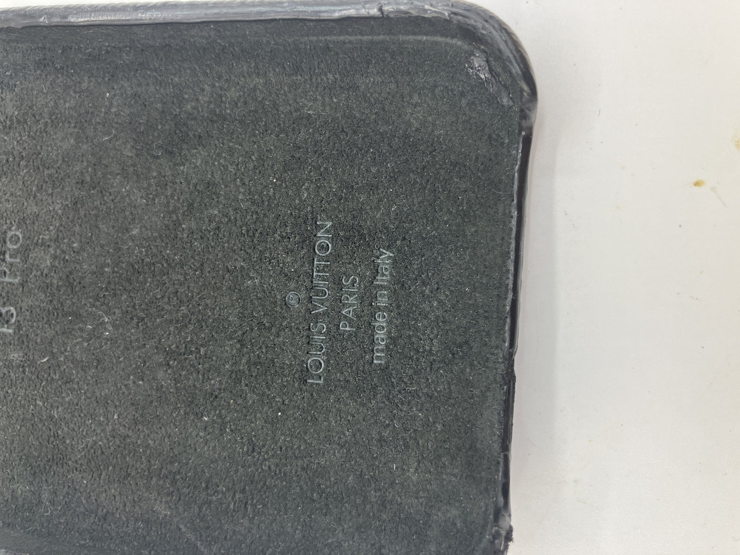 LOUIS VUITTON Bumper Dauphine iPhone 13 Pro Case Monogram M81214 Box