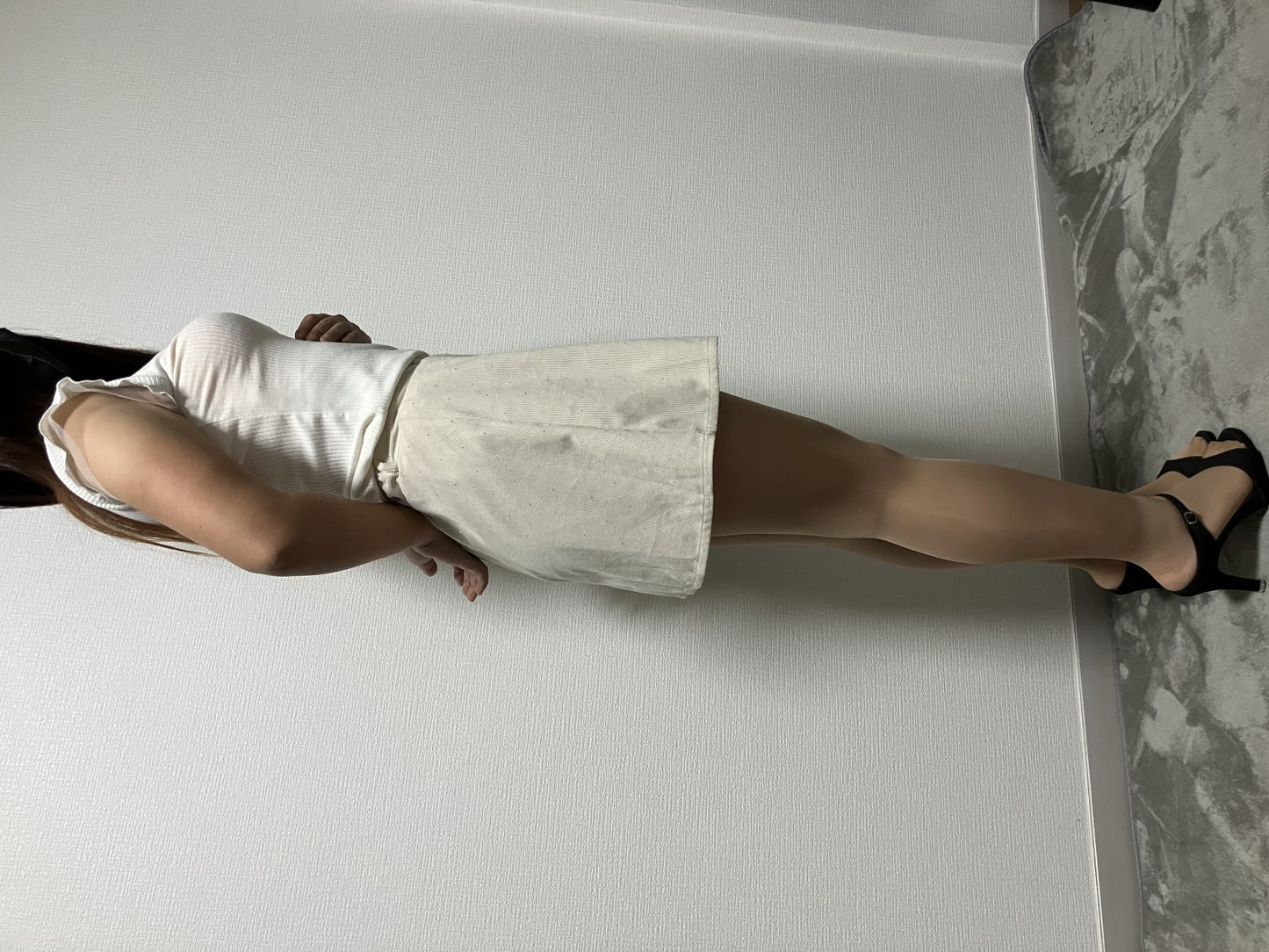 ROPE PICNIC White Top Size 36 (Bust 37-17.7") + Beige A-line Skirt Size L (Waist 33-15.7") Set Up with Wearing Pictures Lined Beautiful Simple Coordination Follow 5%