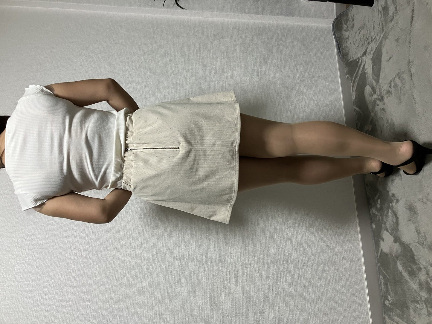 ROPE PICNIC White Top Size 36 (Bust 37-17.7") + Beige A-line Skirt Size L (Waist 33-15.7") Set Up with Wearing Pictures Lined Beautiful Simple Coordination Follow 5%