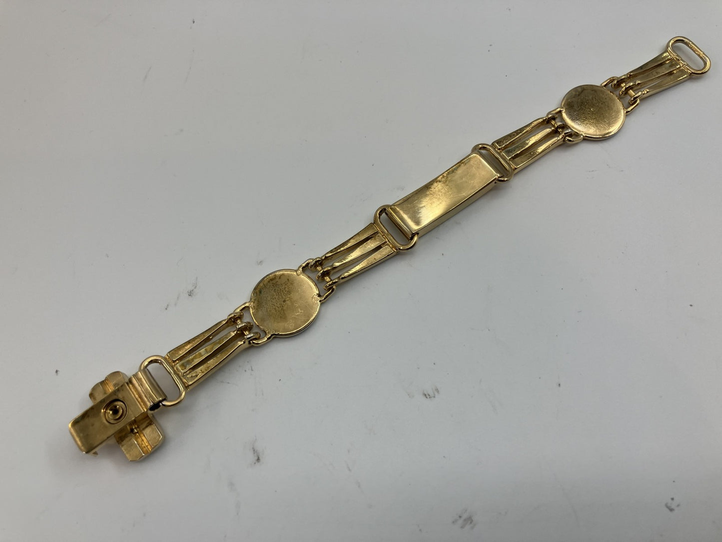 セリーヌ ゴールドブレスレット 腕周り約１７ｃｍ(6.69インチ) 送料無料