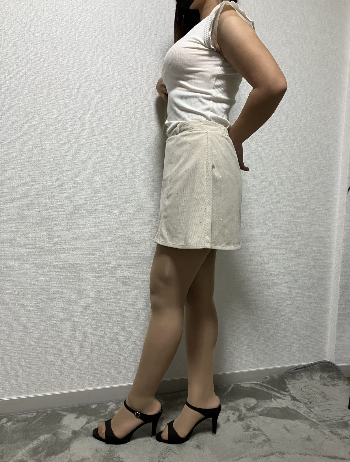 ROPE PICNIC White Top Size 36 (Bust 37-17.7") + Beige A-line Skirt Size L (Waist 33-15.7") Set Up with Wearing Pictures Lined Beautiful Simple Coordination Follow 5%