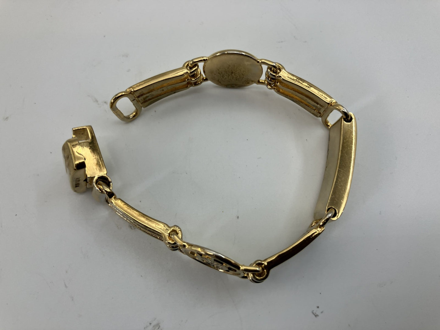 セリーヌ ゴールドブレスレット 腕周り約１７ｃｍ(6.69インチ) 送料無料