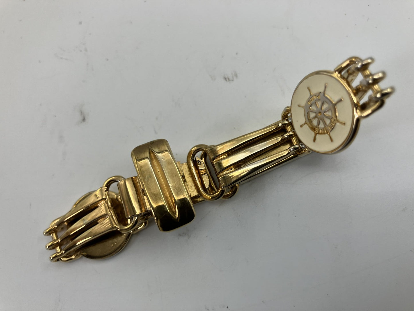 セリーヌ ゴールドブレスレット 腕周り約１７ｃｍ(6.69インチ) 送料無料