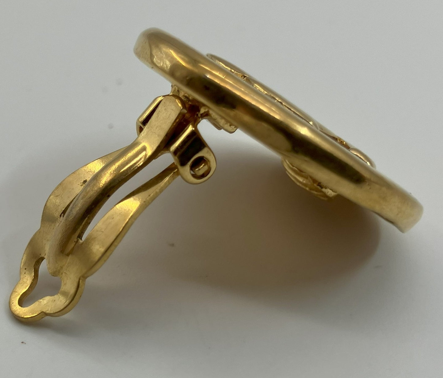 CHANEL CC Logo Round Earring, Single, Gold Tone, 1.1" Diameter, Made in France