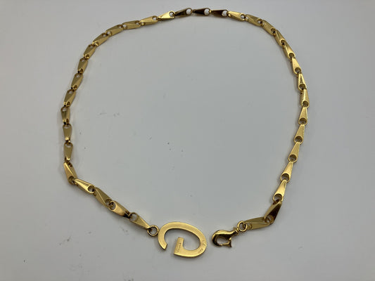 GUCCI G logo (4 x 2.5 cm) (1.57 x 0.98 inch) Chain belt Total length 82 cm (32.28 inch) Gold Free shipping 