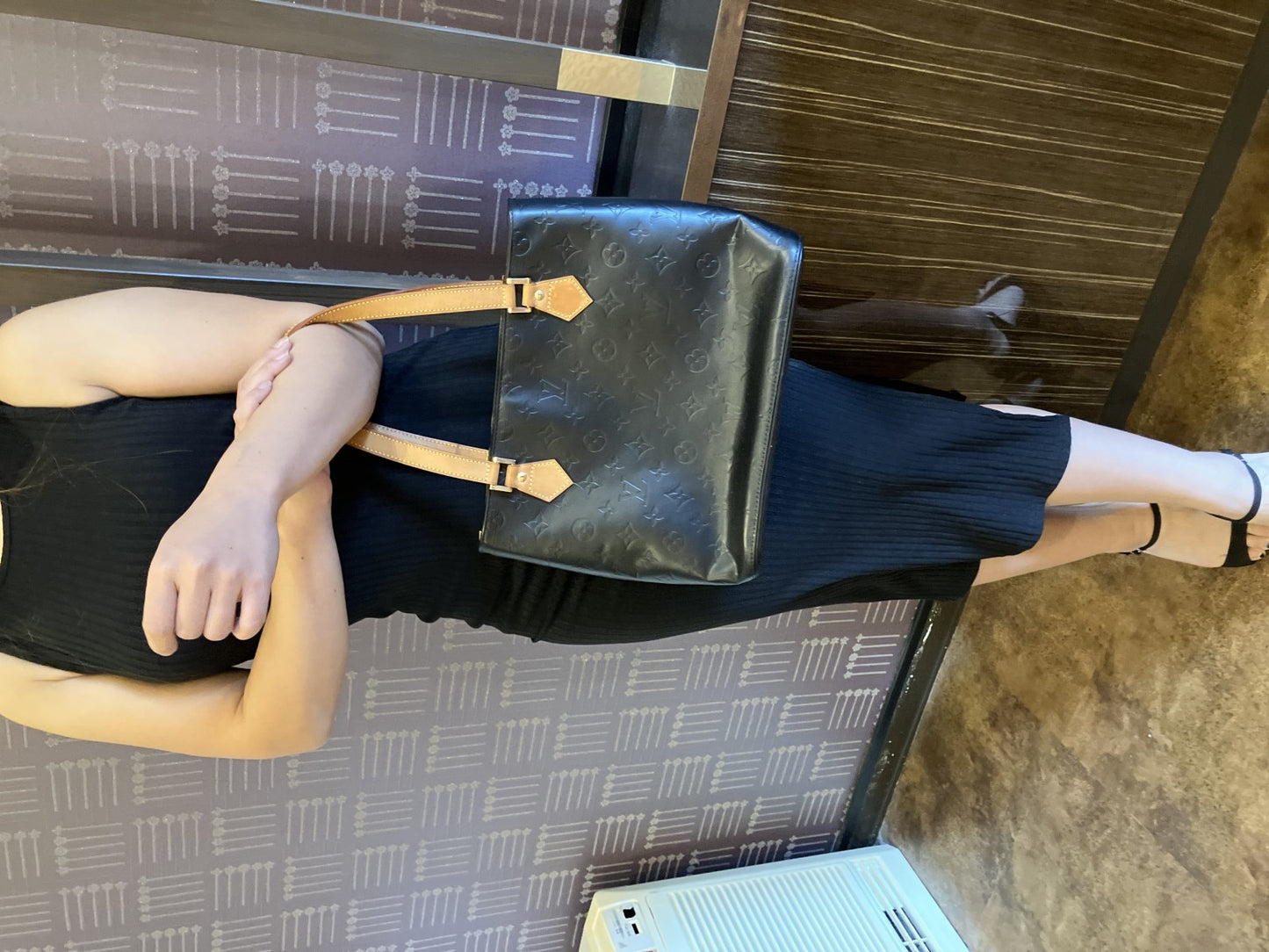 LOUIS VUITTON Vernis Tote Bag Black Recolored TH0051 Patent Leather