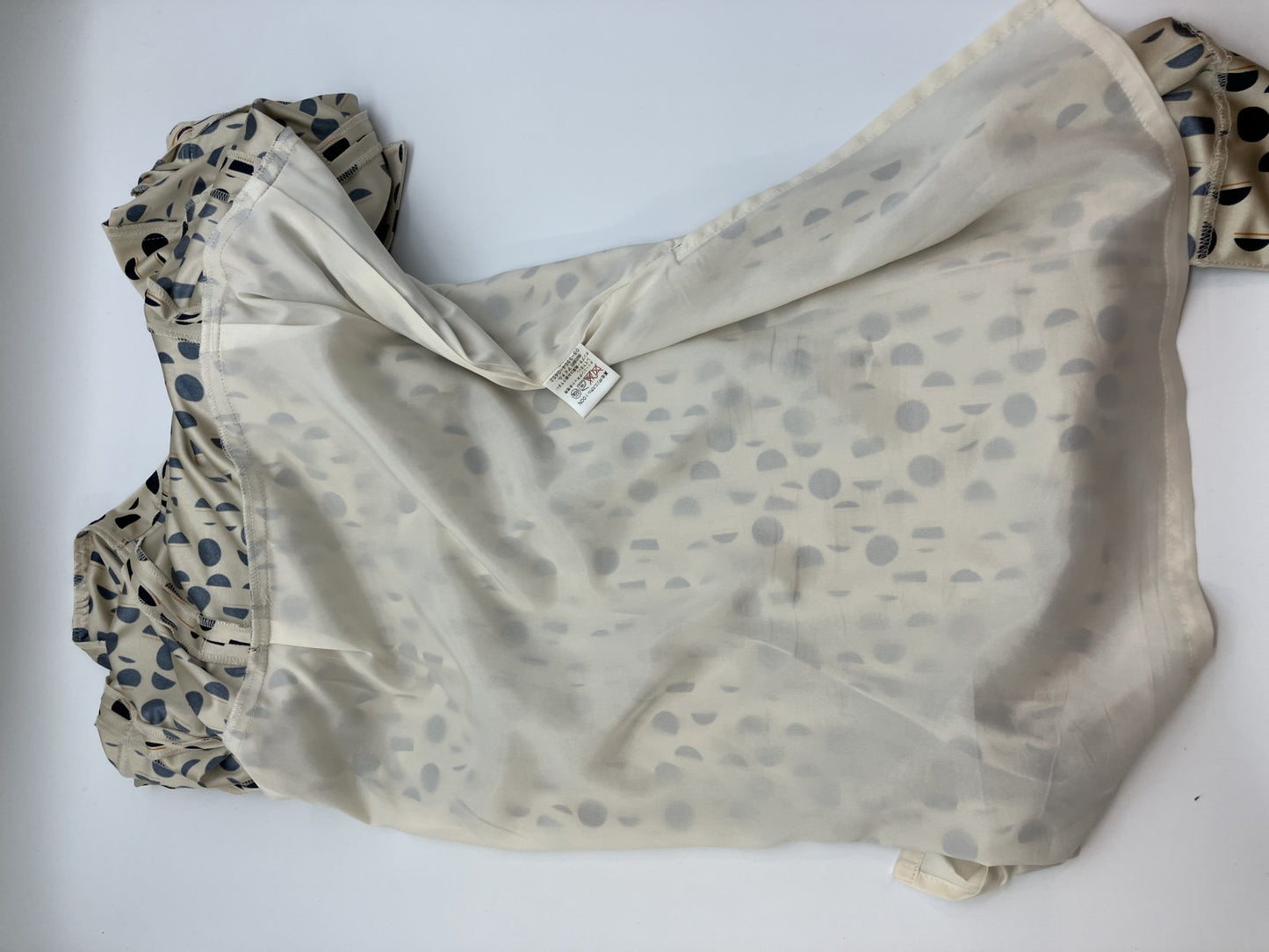 [Wearing picture included] Beige x Navy Dot Pattern Shirt Dress with Belt, Size M