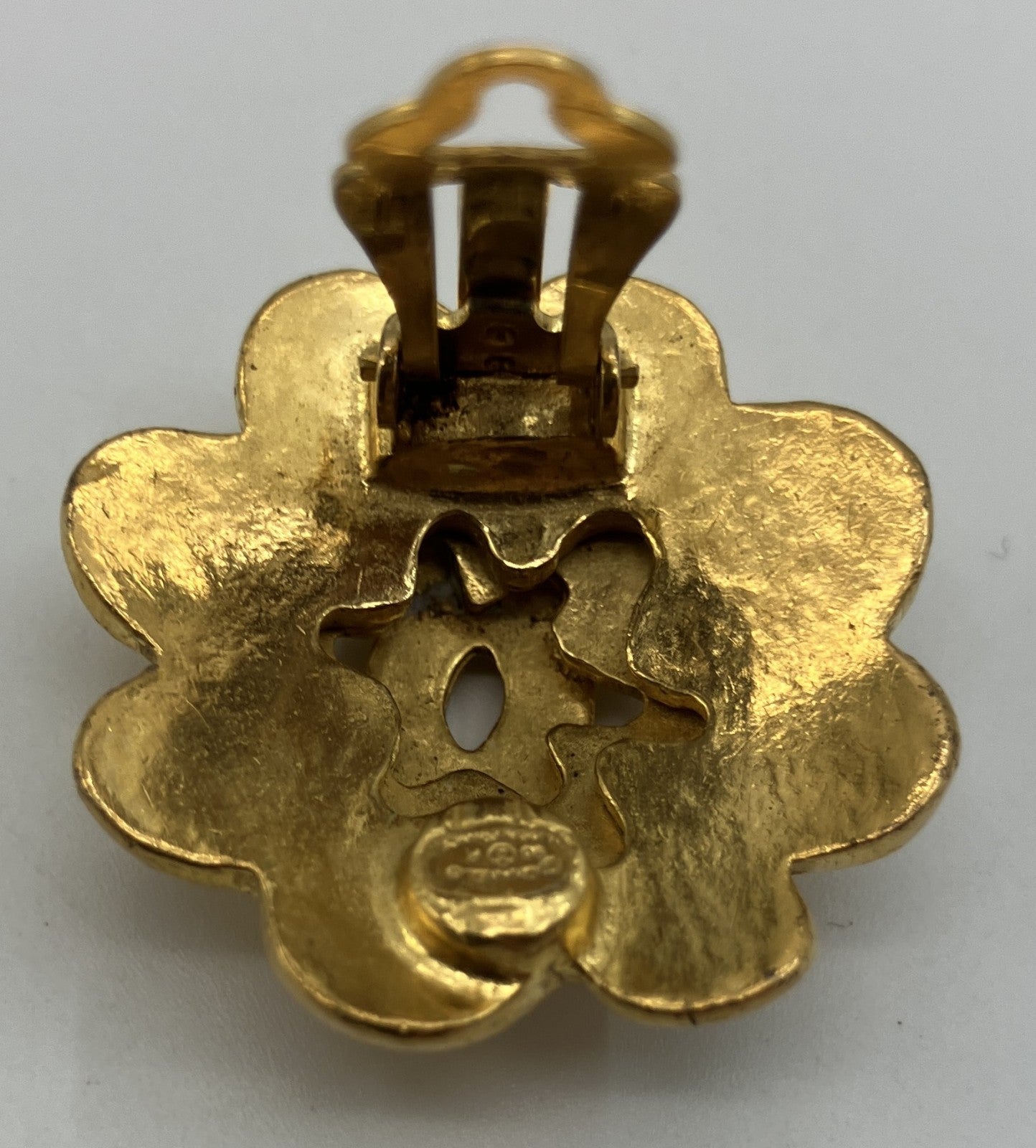 CHANEL 96P Camellia CC Gold-Tone Clip-On Earring Single 3cm Vintage