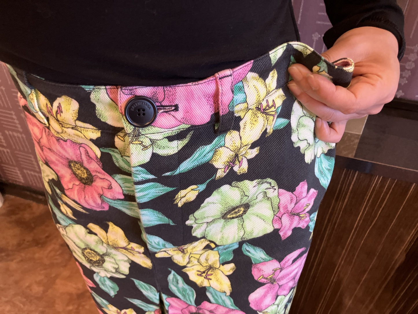 BALENCIAGA Floral Skirt Size 36 Cotton Black Multicolor Made in Italy
