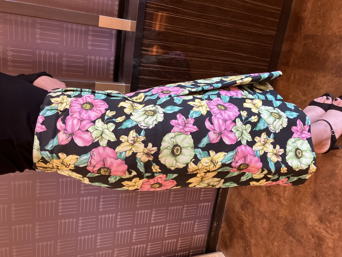 BALENCIAGA Floral Skirt Size 36 Cotton Black Multicolor Made in Italy