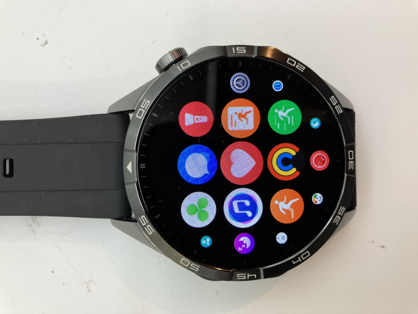 HUAWEI ファーウェイ GT4 スマートウォッチ ケース47ｍｍ（1.85インチ）箱充電器 取扱説明書付 ブラック 送料無料