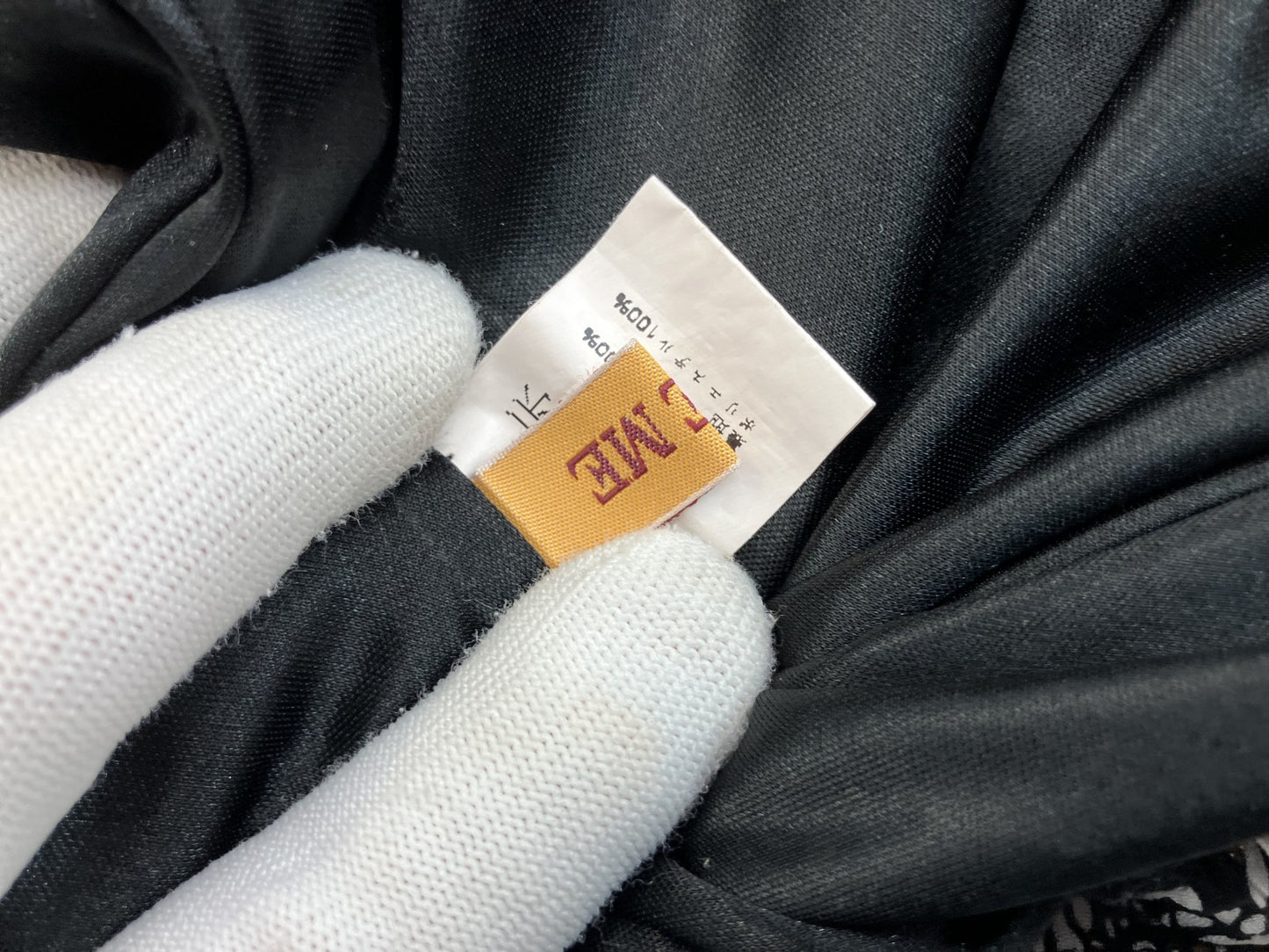 Wearing image included ◁EIvory crop top & lace pattern wide pants 2-piece set