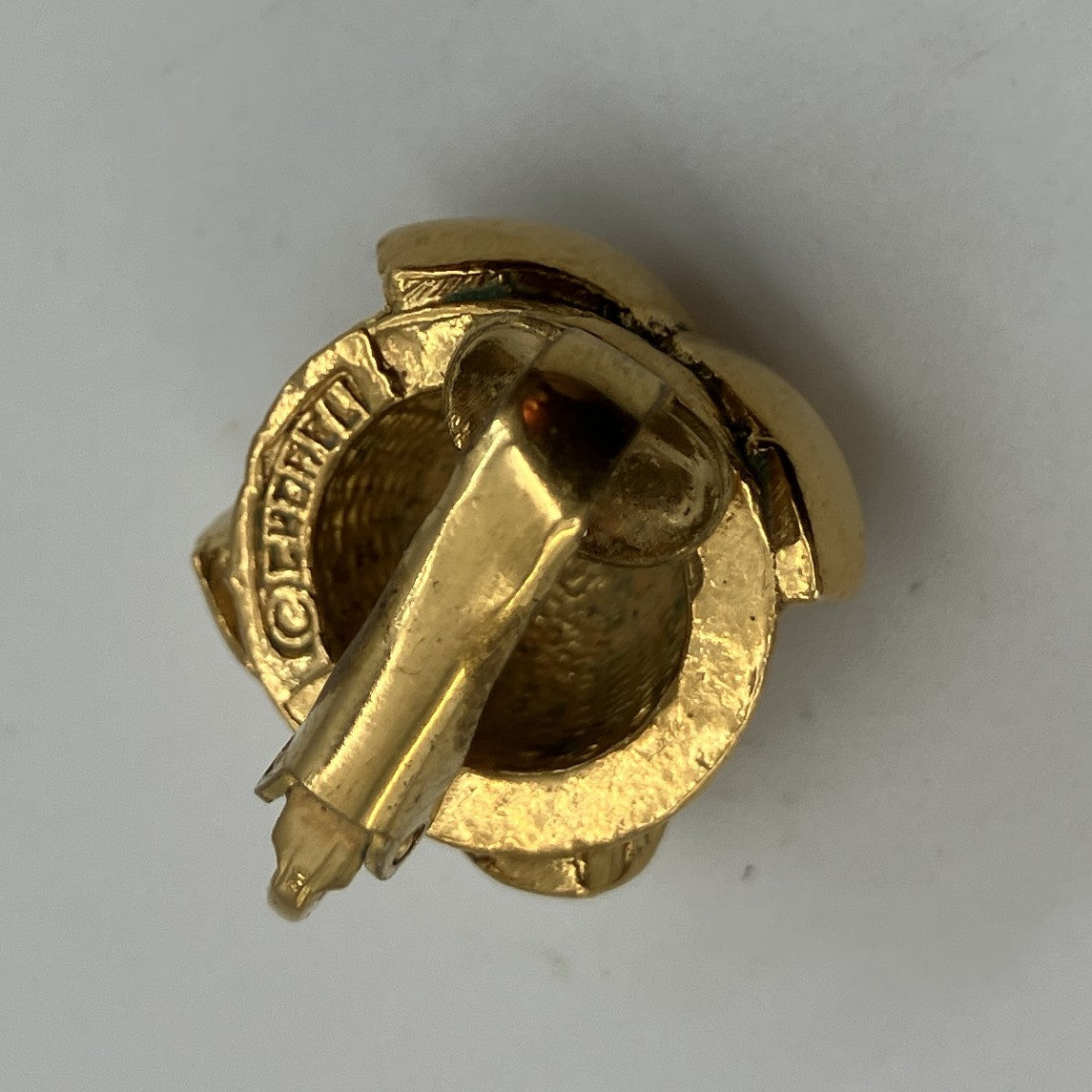 CHANEL CC Logo Gold-Tone Clip-On Earring Single Vintage GP ~1.7cm