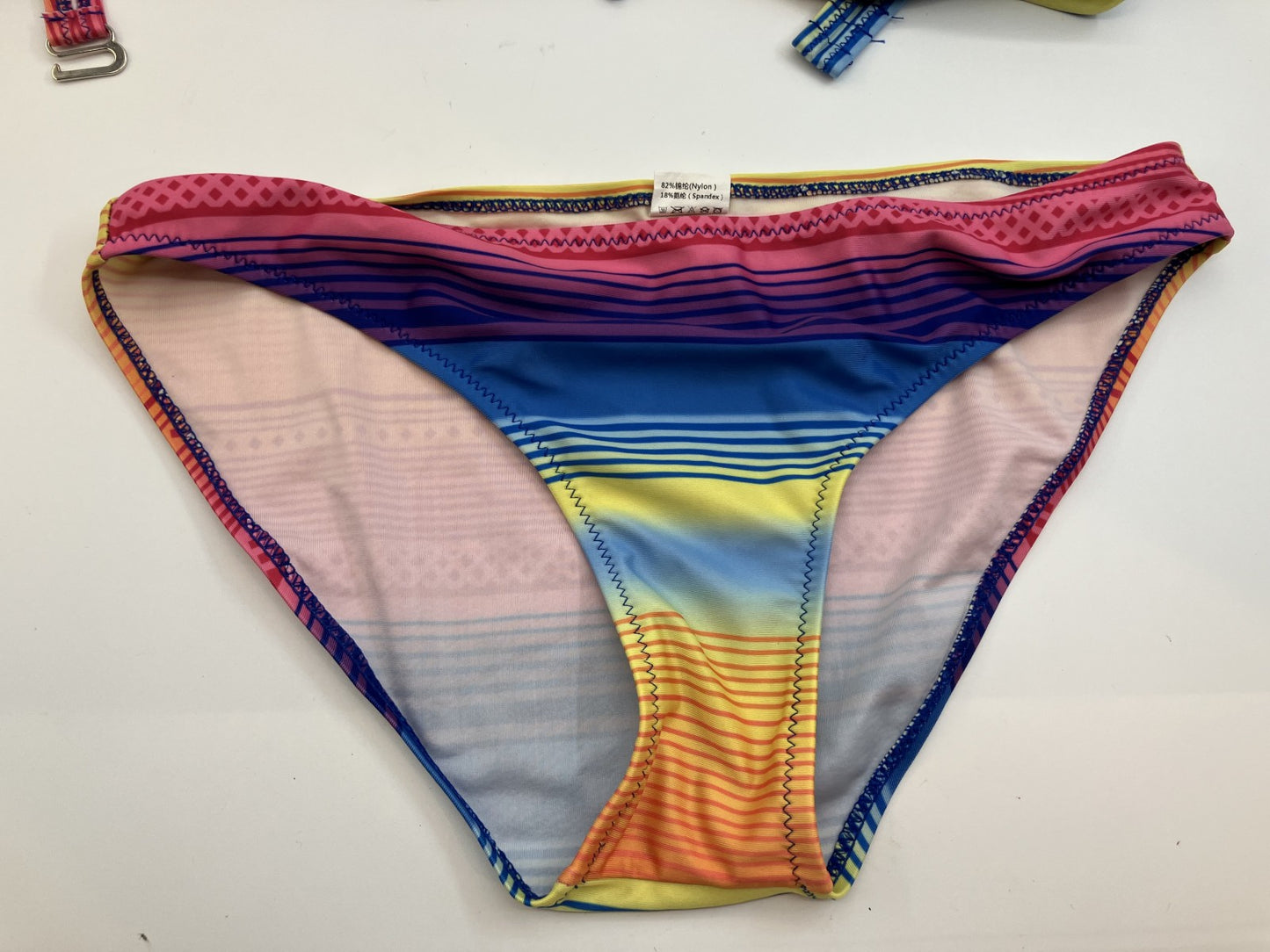 [Beautiful item] Rainbow Pattern Bikini Top and Bottom + See-through Wrap Skirt 3-piece set (Size 1X)