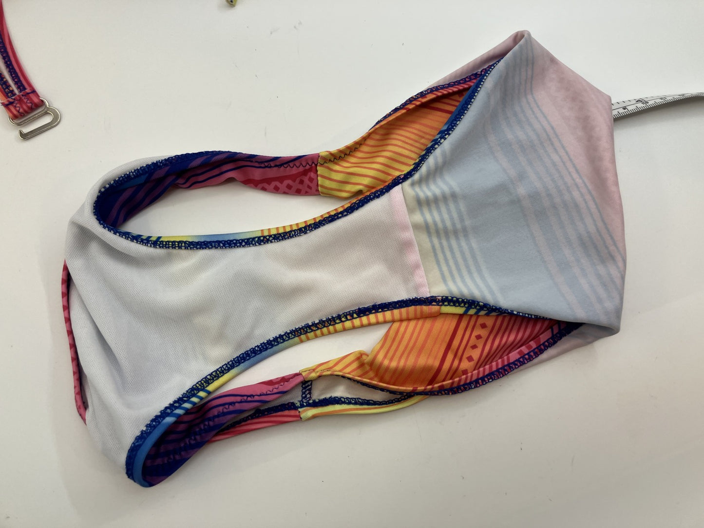 [Beautiful item] Rainbow Pattern Bikini Top and Bottom + See-through Wrap Skirt 3-piece set (Size 1X)