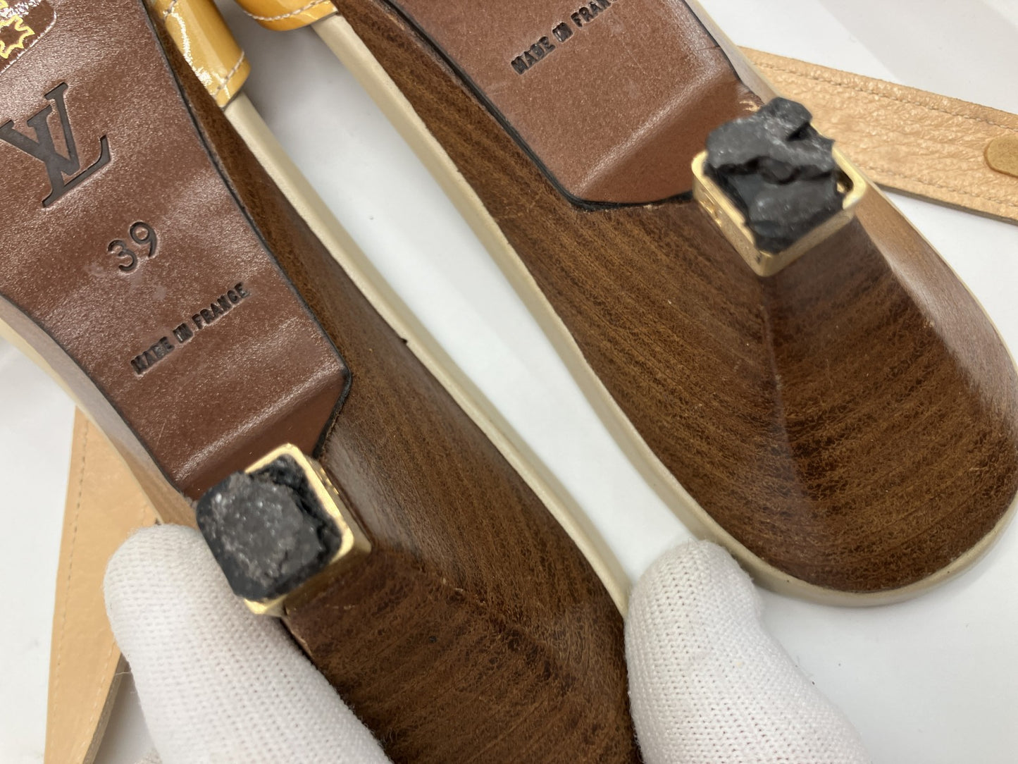 Louis Vuitton Sandals EU39 Yellow Patent Leather Slingback Heel Shoes LV