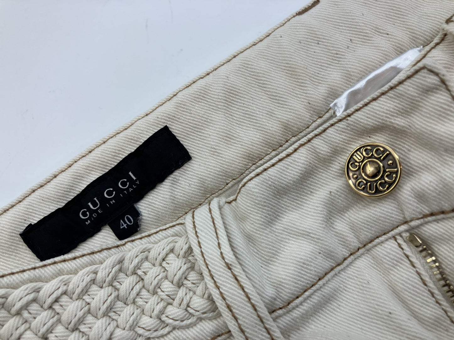 GUCCI Denim Pants White Size 40(Waist: 40 cm)(Inseam: 70 cm)(Hip: 45 cm)(Watter(Thigh): 26 cm)(Sleeve Width: 17 cm) Free Shipping