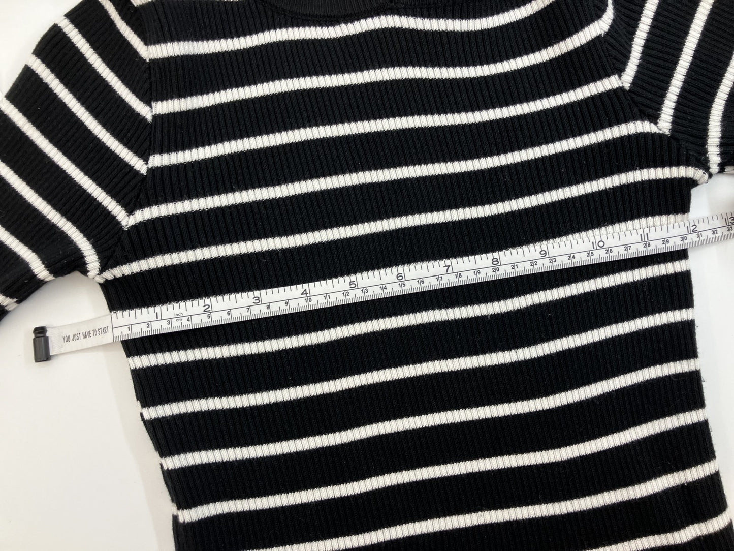 Striped top x white denim skirt set / Short sleeve knit & front button trapezoid skirt / Medium size /