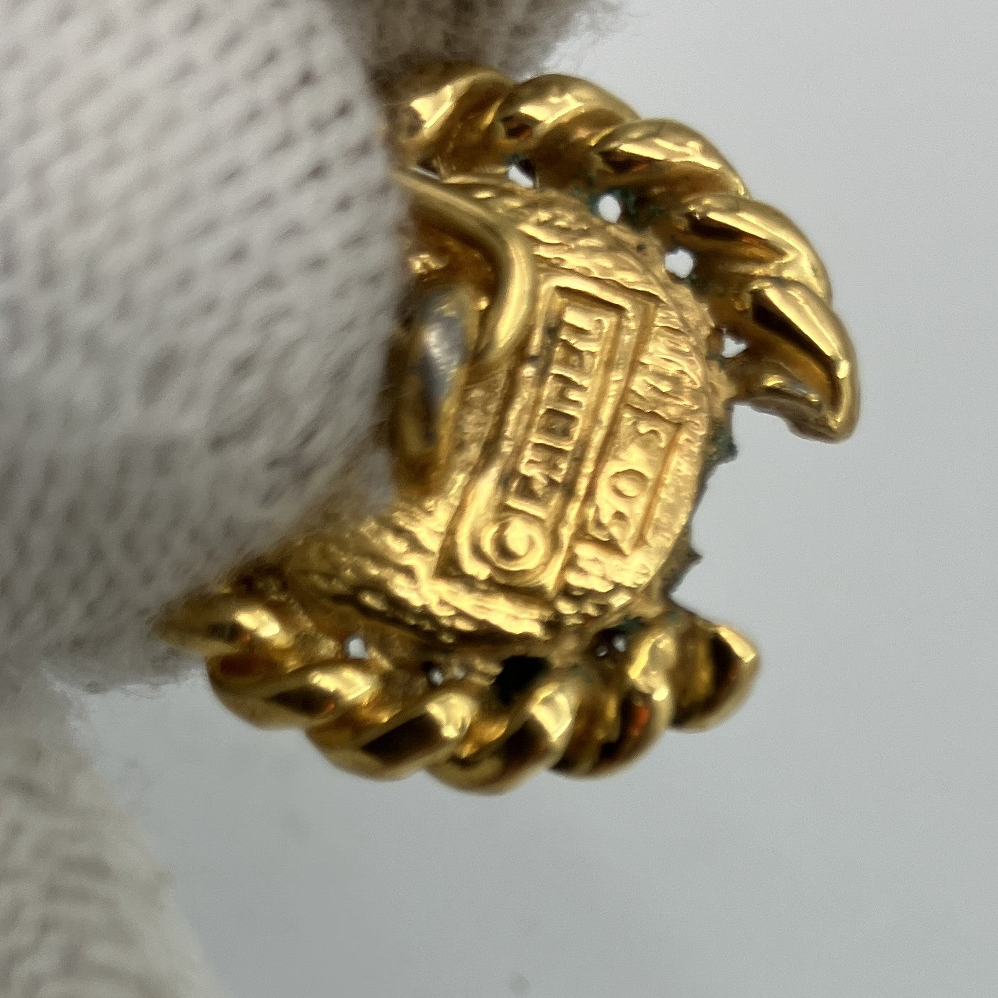 CHANEL Vintage Cufflinks Gold Tone CC Logo Pink Glass Cabochon Pair – Defect / Aftermarket Stones